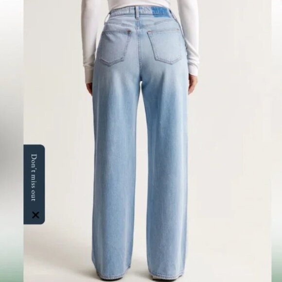 Abercrombie & Fitch | The Wide Leg High Rise Curve Love Jeans 29 - Picture 2 of 7